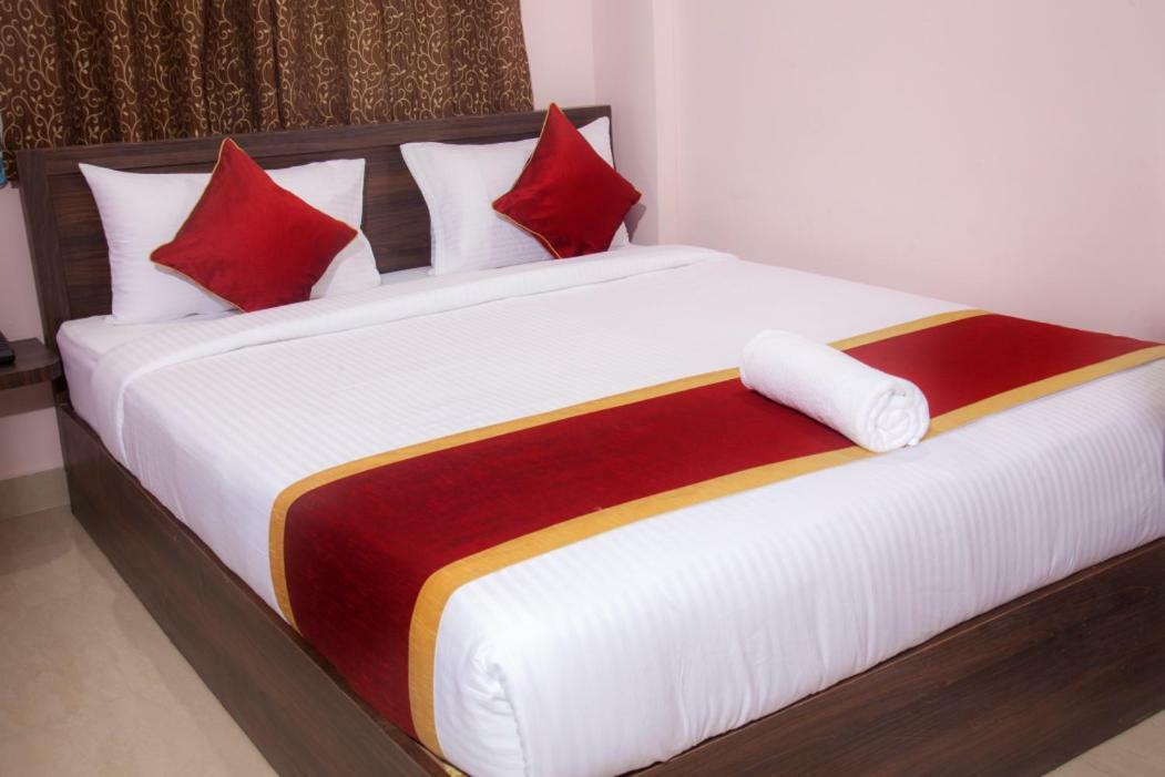 Hotel O Alfa Inn Bangalore Esterno foto